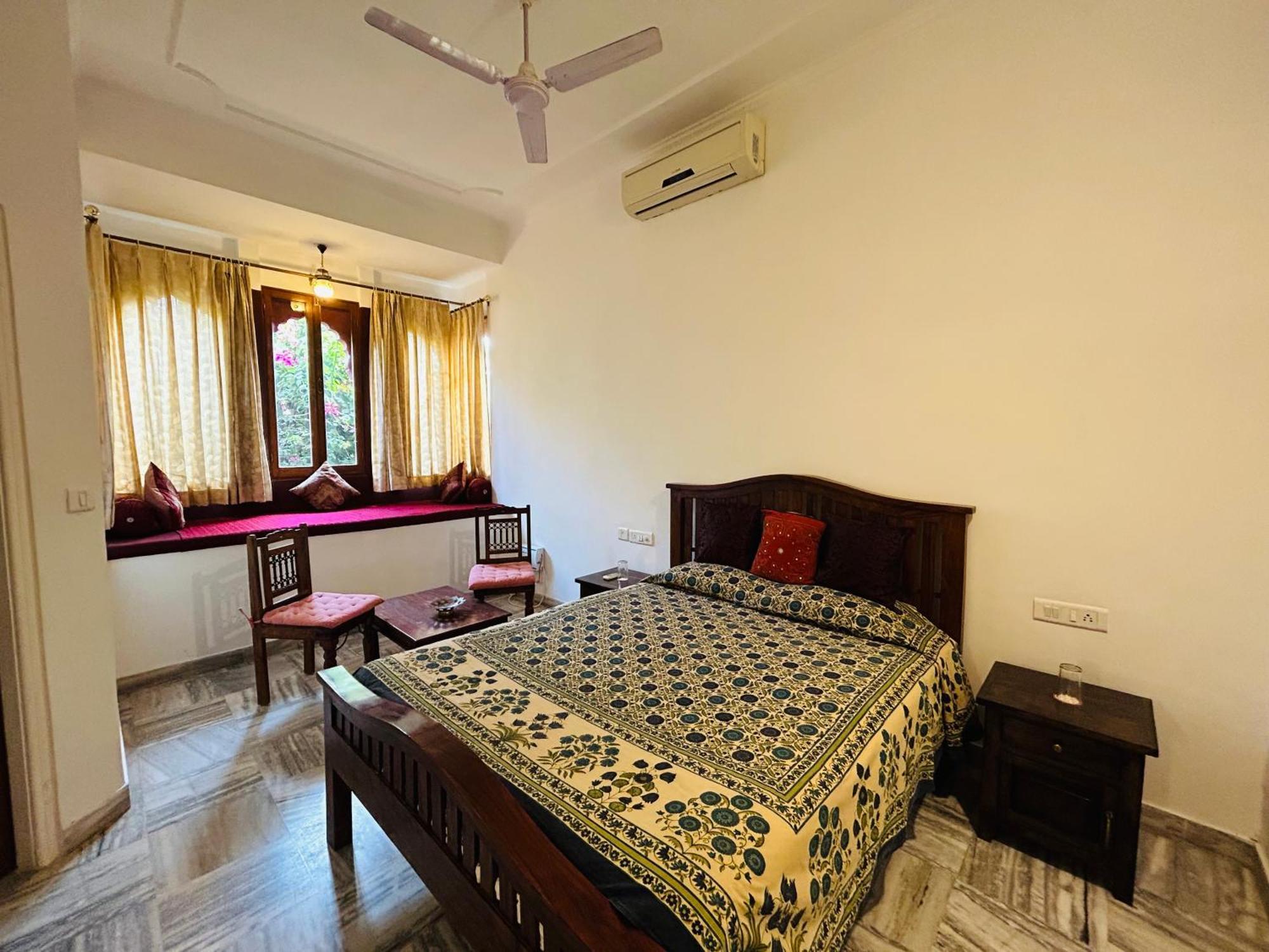 Adhbhut Hotel Jaipur Exterior photo